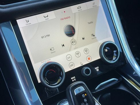 Used 2021 Land Rover Range Rover Sport HSE image 23