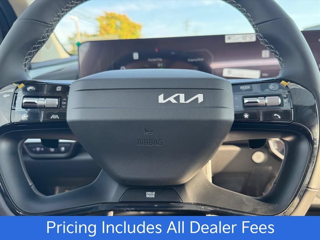 New 2027 Kia Carnival SX FWD image 15