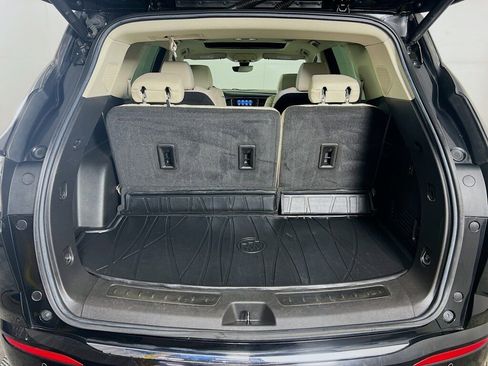 Used 2022 Buick Enclave Avenir image 27
