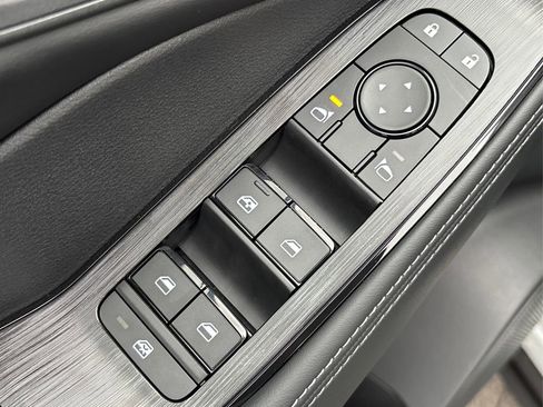 New 2026 Nissan Rogue SV image 25