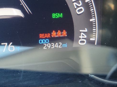 Used 2024 Toyota RAV4 XLE FWD image 25