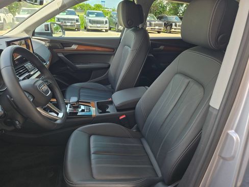 Used 2023 Audi Q5 2.0T Premium Plus w/ Premium Plus Package AWD/4WD image 25