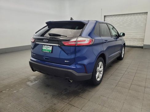 Used 2020 Ford Edge SE image 9