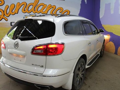 Used 2017 Buick Enclave Leather AWD/4WD image 8