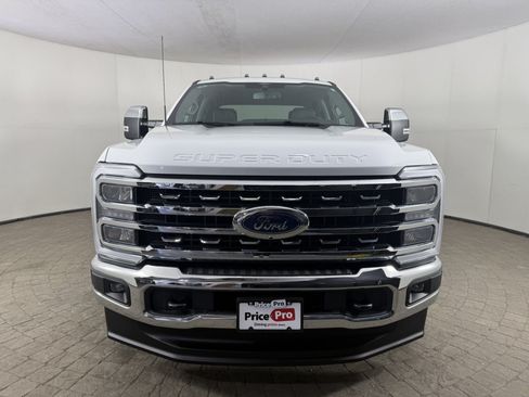 Certified 2025 Ford F250 Lariat AWD/4WD image 2