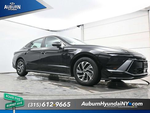 New 2026 Hyundai Sonata Blue FWD image 20