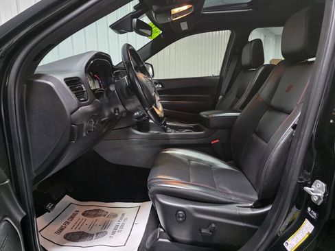 Used 2022 Dodge Durango R/T w/ Tow 'N Go Package AWD/4WD image 10