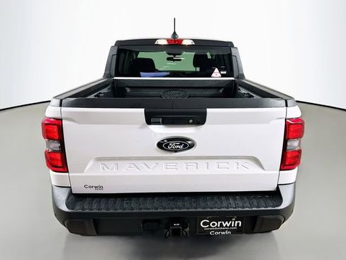New 2026 Ford Maverick Lariat w/ Black Appearance Package image 6