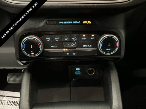 Used 2022 Ford Escape SE w/ Convenience Package image 26