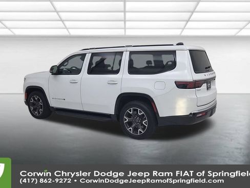 Certified 2024 Jeep Wagoneer Series III image 9