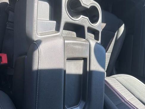 Used 2023 Chevrolet Silverado 1500 LT AWD/4WD image 23