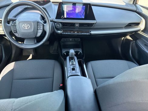 Used 2024 Toyota Prius Limited image 15