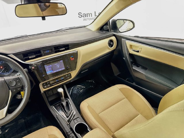 Used 2019 Toyota Corolla LE FWD image 21