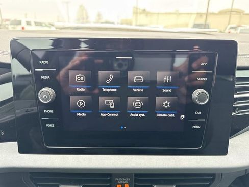 New 2026 Volkswagen Jetta SE image 17