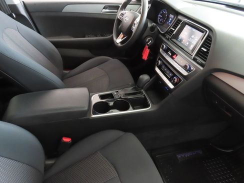 Used 2019 Hyundai Sonata SE FWD image 26