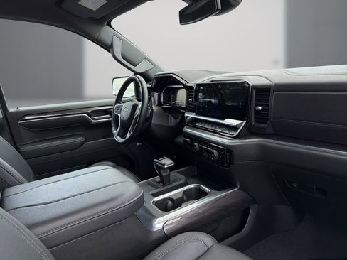 Certified 2023 Chevrolet Silverado 1500 LTZ AWD/4WD image 12