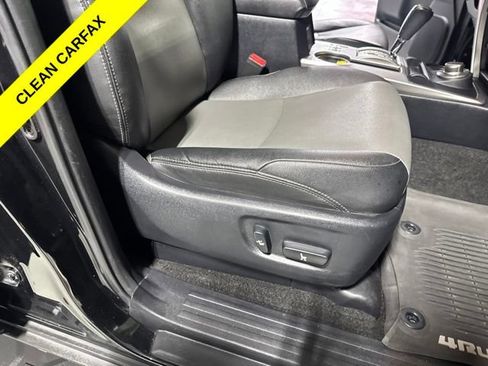 Used 2020 Toyota 4Runner SR5 Premium w/ Moonroof Package AWD/4WD image 43
