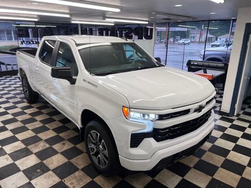 Used 2025 Chevrolet Silverado 1500 RST image 14