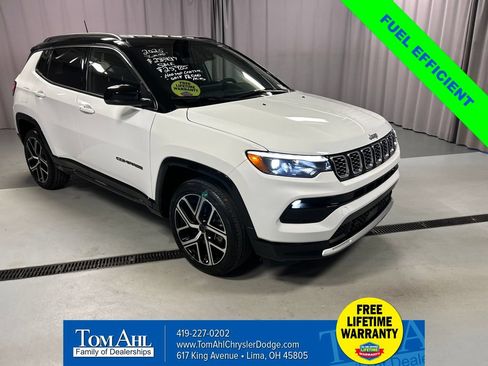 Used 2025 Jeep Compass Limited w/ Elite Group AWD/4WD image 1