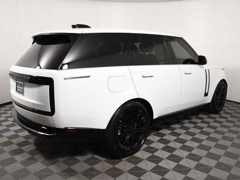 Used 2026 Land Rover Range Rover SE AWD/4WD image 7