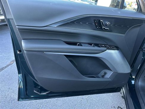 New 2026 Cadillac Lyriq Premium Luxury image 14