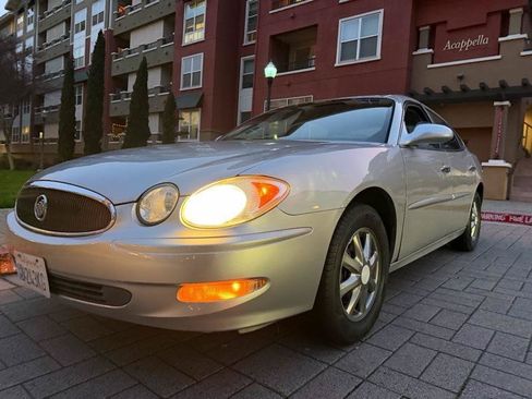 Used 2007 Buick LaCrosse CXL FWD image 34