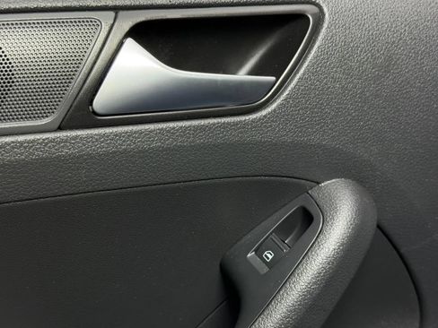Used 2016 Volkswagen Jetta S FWD image 17
