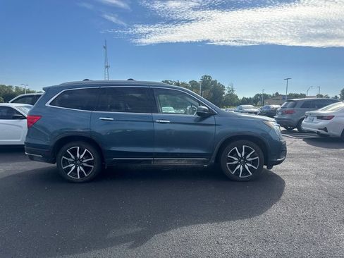 Used 2019 Honda Pilot Touring image 2