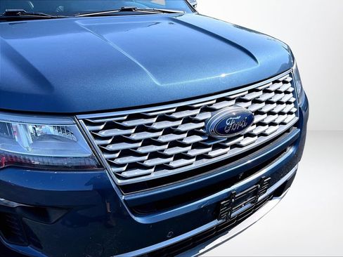 Used 2019 Ford Explorer Platinum AWD/4WD image 30