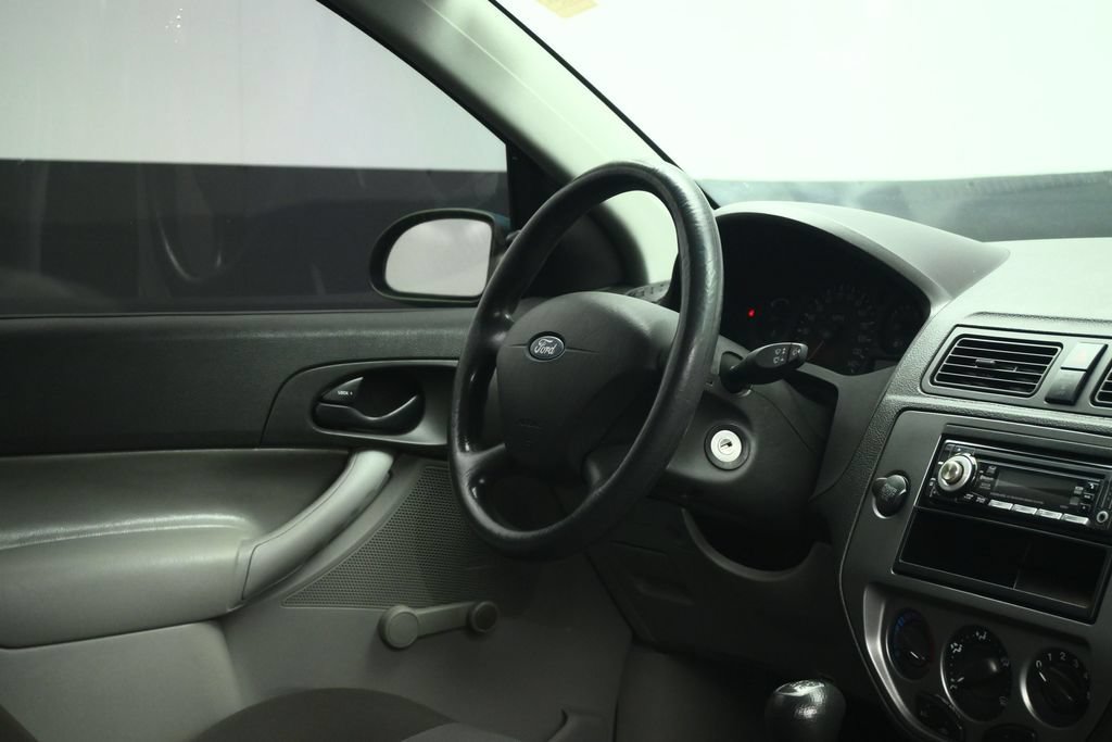 Used 2007 Ford Focus S FWD image 34