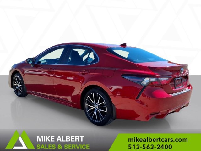 Used 2024 Toyota Camry SE FWD image 5