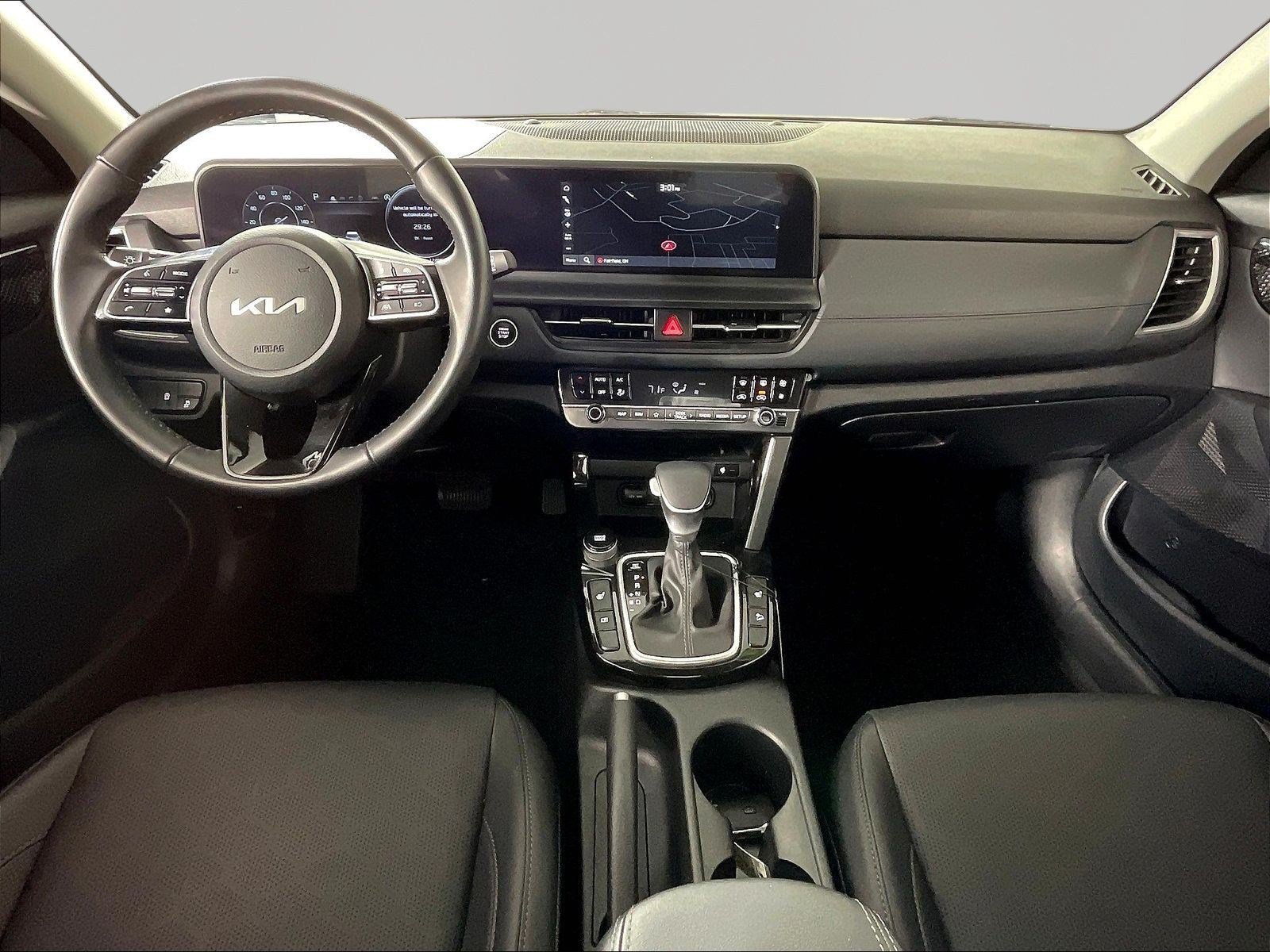 Used 2024 Kia Seltos EX FWD image 7