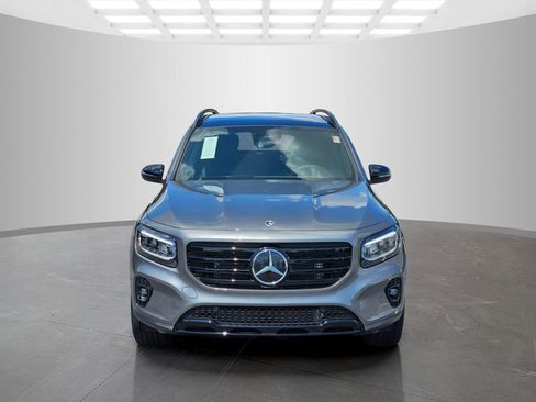 Used 2026 Mercedes-Benz GLB 250 image 2