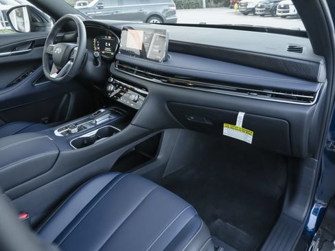 Certified 2026 INFINITI QX60 Sport w/ Dark Cargo Package AWD/4WD image 36