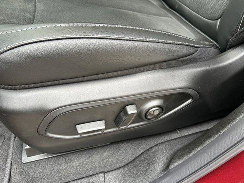 New 2025 Jeep Grand Cherokee L Laredo image 14