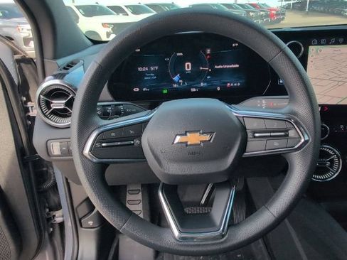 New 2025 Chevrolet Blazer EV LT AWD/4WD image 17