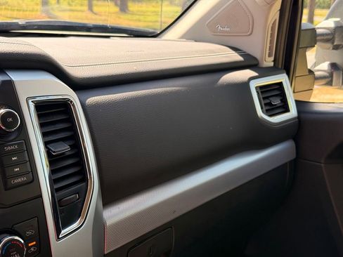 Used 2019 Nissan Titan PRO-4X AWD/4WD image 19