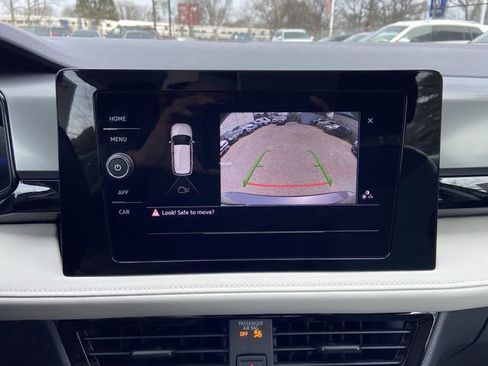 Used 2025 Volkswagen Taos S image 19