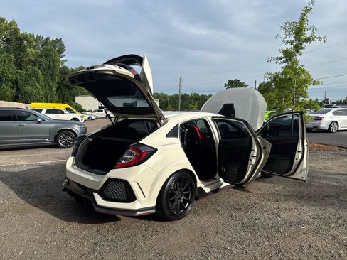 Used 2019 Honda Civic Type R image 45