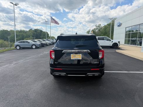 Certified 2021 Ford Explorer XLT w/ Equipment Group 202A AWD/4WD image 6