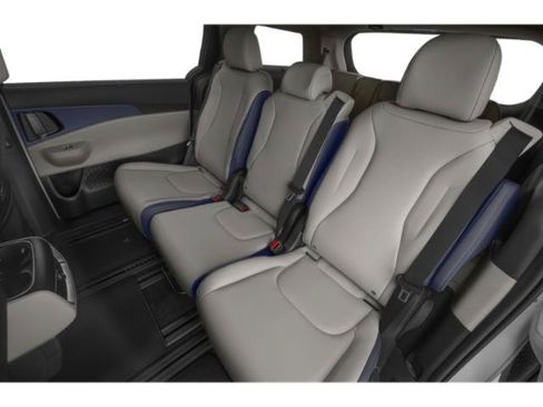 New 2027 Kia Carnival EX w/ Dark Edition Package FWD image 15