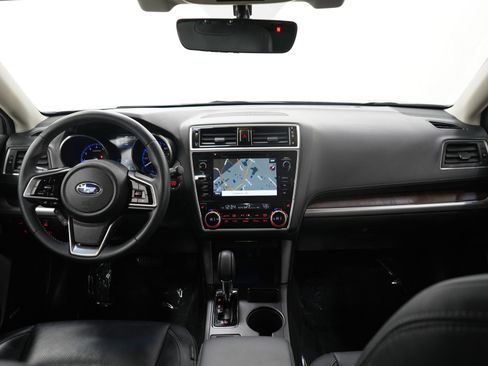 Used 2018 Subaru Outback 2.5i Limited AWD/4WD image 13