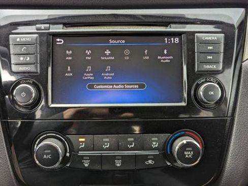 Used 2019 Nissan Rogue Sport S image 29