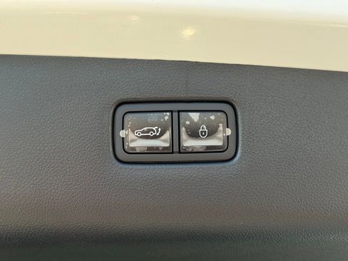 New 2026 Genesis GV70 2.5T Sport Prestige AWD/4WD image 17