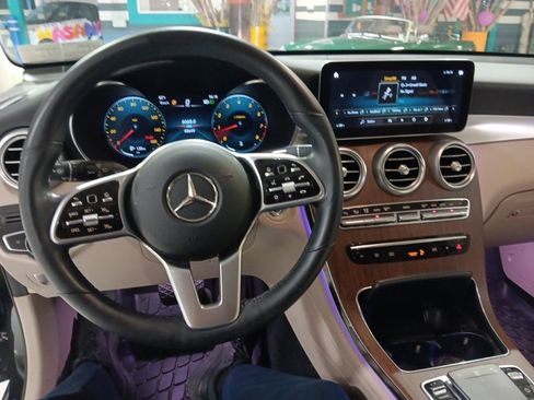 Certified 2022 Mercedes-Benz GLC 300 4MATIC image 5
