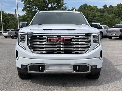 Used 2026 GMC Sierra 1500 Denali AWD/4WD image 6