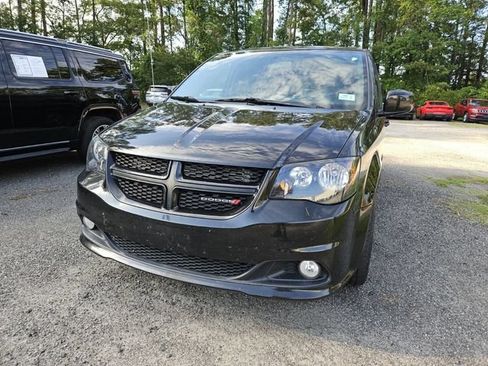 Used 2016 Dodge Grand Caravan R/T FWD image 2