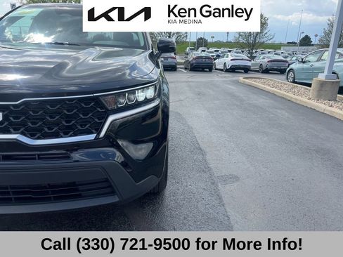Used 2023 Kia Sorento LX AWD/4WD image 21