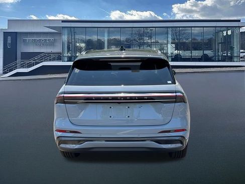New 2026 Lincoln Nautilus Reserve w/ Jet Appearance Package AWD/4WD image 7