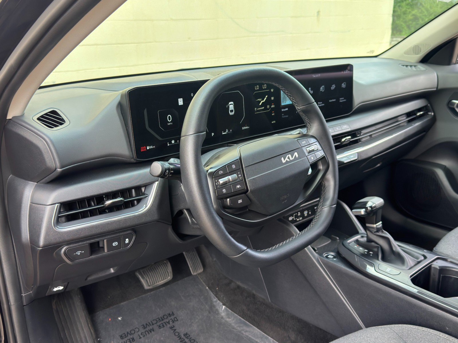 Used 2025 Kia K4 EX FWD image 12